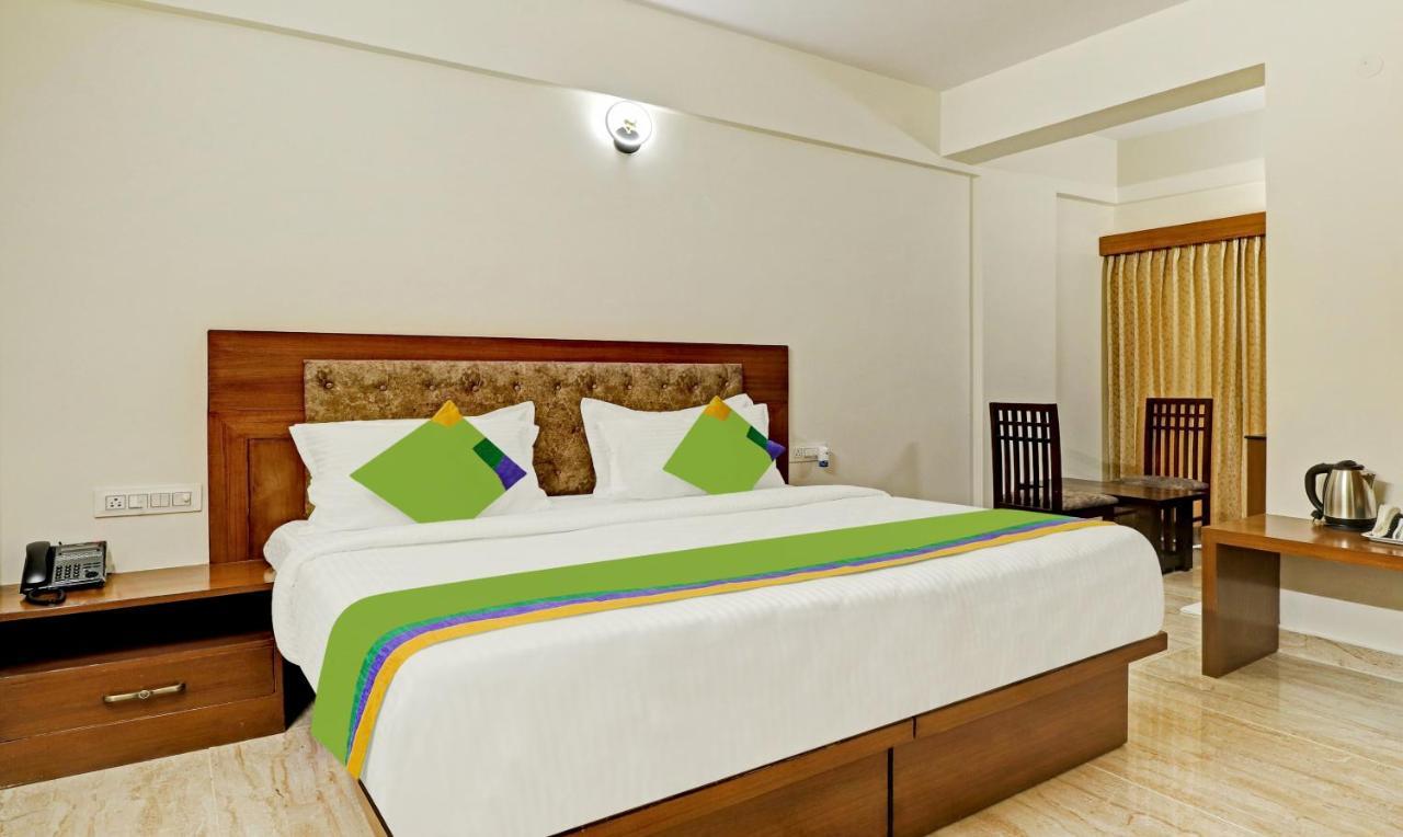 Treebo Celebrity Hotels And Suites Bangalore Esterno foto