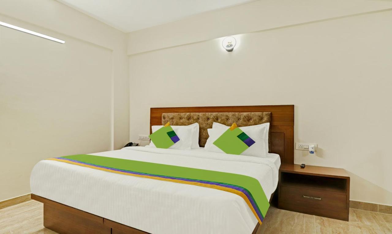 Treebo Celebrity Hotels And Suites Bangalore Esterno foto